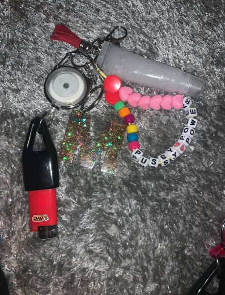 Loaded KeyChainz